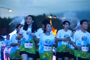 BIB: 104, 193, 351, 284
                            <button type="button" onclick="openModal(22341629)" class="btn btn-primary btn-sm float-right btn-popup" data-toggle="modal" data-target=".modal-high-quality">
                        <i class="fas fa-shopping-cart"></i> Add to Cart
                    </button>
                                            <button type="button" onclick="isThisMe(22341629, true)" class="btn btn-success btn-sm float-right btn-popup btn-isme hidden" data-toggle="tooltip" data-placement="bottom" title="นี่คือรูปของคุณใช่ไหม คลิกที่นี่เพื่อเอาเข้าอัลบั้ม">
                        <i class="fas fa-plus"></i> Add to album
                    </button>
                    <button type="button" onclick="isThisMe(22341629, false)" class="btn btn-warning btn-sm float-right btn-popup btn-isnotme hidden">
                        <i class="fas fa-ban"></i> Remove from album
                    </button>